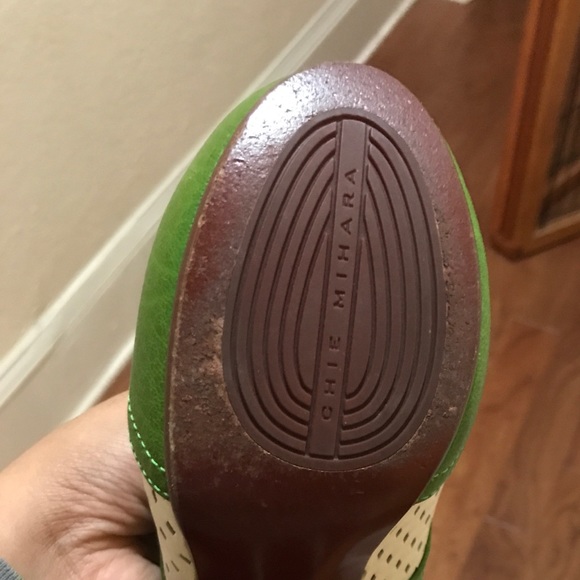 Chie mihara bandera - Picture 1 of 2